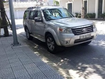 Ford Everest 2011 - Cần bán xe Ford Everest sản xuất năm 2011, màu bạc số sàn