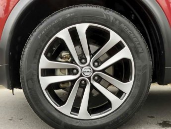 Nissan Juke 2015 - Màu đỏ, nhập khẩu, giá 699tr
