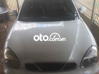 Daewoo Nubira 2004 - Màu trắng còn mới