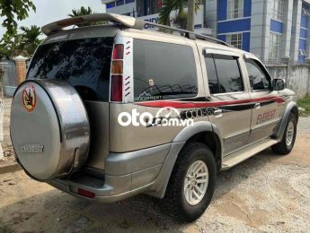 Ford Everest 2006 - Màu xám số sàn giá ưu đãi
