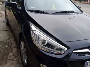 Hyundai Accent 2013 - Màu đen số sàn