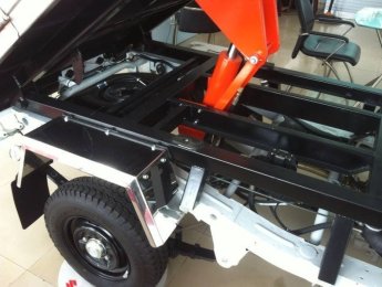 Suzuki Carry 2021 - Màu trắng giá hữu nghị