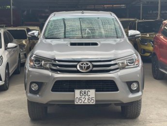 Toyota Hilux 2015 - Màu bạc, nhập khẩu số tự động