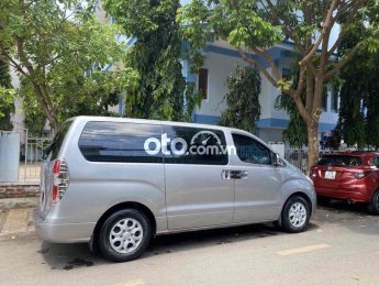 Hyundai Grand Starex 2012 - 9 chỗ máy dầu