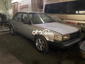 Nissan Bluebird 1988 - Nhập Nhật giá rẻ tập lái
