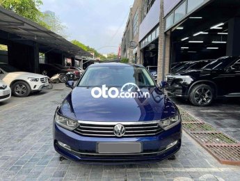 Volkswagen Passat 2018 - Màu xanh lam, xe nhập