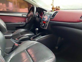 Kia Koup 2010 - Màu trắng, nhập khẩu
