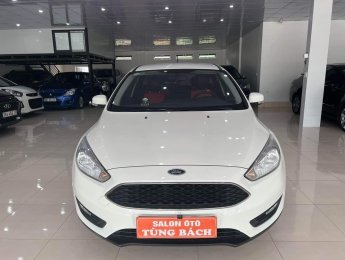 Ford Focus 2018 - Màu trắng, giá hữu nghị