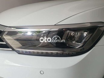 Volkswagen Passat 2019 - Màu trắng, xe nhập