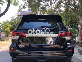 Nissan Terrano 2019 - Màu đen, xe nhập
