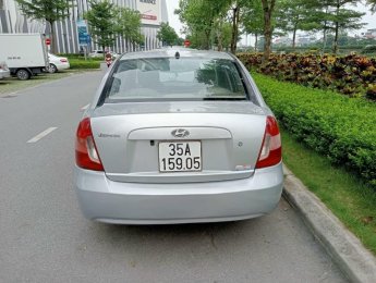 Hyundai Verna 2007 - Màu bạc, 125tr