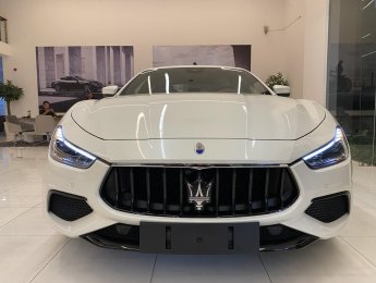 Maserati Ghibli 2020 - Nhập khẩu chính hãng 1 chiếc duy nhất tại showroom, màu trắng ngọc trai, nội thất đỏ cực đẹp