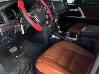 Toyota Land Cruiser 2018 - Biển số siêu vip