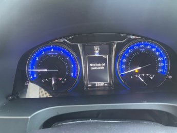 Toyota Camry 2018 - Đăng ký 2018 giá tốt 879 triệu, bao test odo 26000km