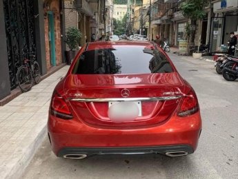 Mercedes-Benz C300 2019 - Màu đỏ, nhập khẩu