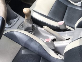 Mazda 626 2001 - Màu đen, giá chỉ 105 triệu