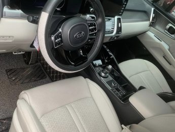 Kia Sorento 2021 - Bán xe màu đỏ