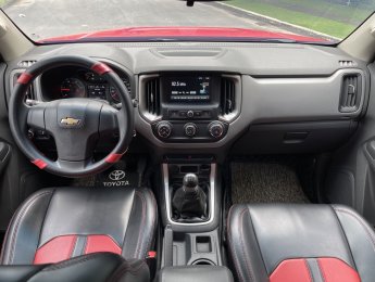 Chevrolet Colorado 2018 - Bán tải máy dầu 2.5, số sàn