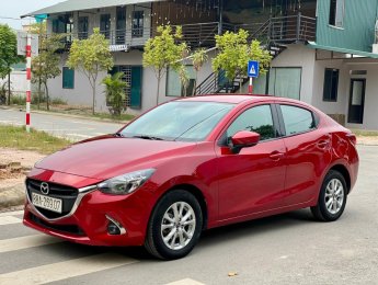 Mazda 2 2019 - Xe màu đỏ