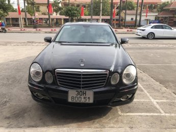 Mercedes-Benz E200 2008 - Xe màu đen, 286 triệu