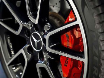 Mercedes-Benz C43 2018 - Bán ô tô Mercedes C43 3.0 V6 năm 2018, màu trắng, nhập khẩu