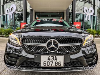 Mercedes-Benz C180 AMG 2020 - Cần bán Mercedes C180 AMG sản xuất năm 2020 siêu lướt, trang bị nhiều option chính hãng