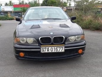 BMW 525i 2001 - Bán ô tô BMW 525i năm sản xuất 2001, màu đen, giá tốt