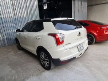 Ssangyong TiVoLi 2016 - Màu trắng, giá cực tốt
