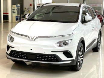 VinFast VF e34 2022 - Màu trắng giá ưu đãi
