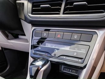 Volkswagen T-Cross 2021 - Nhập khẩu nguyên chiếc, 5 chỗ gầm cao, tiết kiệm