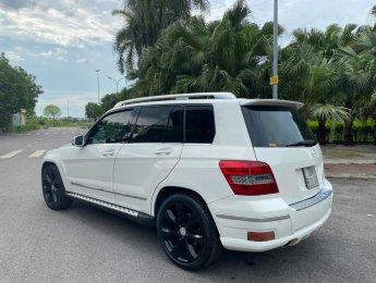 Mercedes-Benz GLK 300 2009 - Màu trắng, xe nhập số tự động