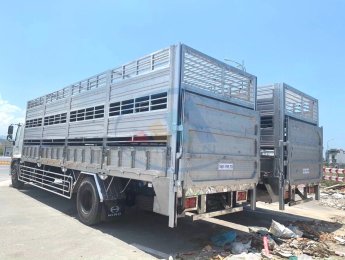 Hino FG 2022 - Chở gia súc - Tải chở 6550kg - Thùng dài 8,2 mét