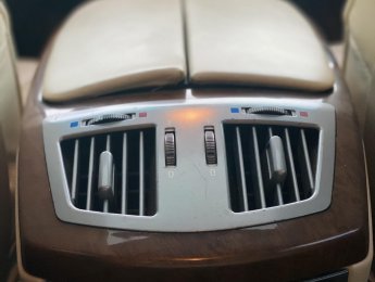 BMW 750Li 2005 - Tên tư nhân biển thành phố đã Up form 2010