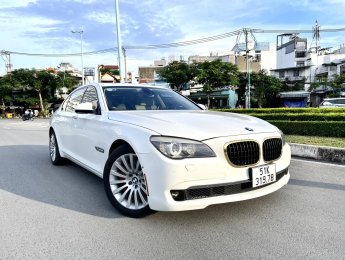 BMW 750Li 2011 - Đk 2010, một chủ, màu trắng zin, bản 4 ghế massage, full đồ chơi
