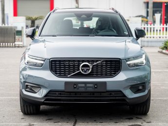 Volvo XC40 2022 - Tặng 2 năm bảo hiểm, 3 năm bảo dưỡng và voucher 10 triệu