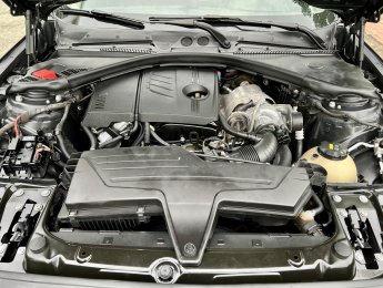 BMW 116i 2014 - Bản Hachback, màu xanh cavansite