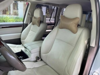 Lexus GX 460 2012 - Xe màu trắng