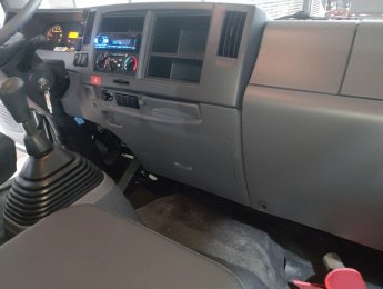 Isuzu FVM1500 2023 - 15 tấn, lòng thùng 9.3m, khuyến mại tiền mặt 40tr, định vị