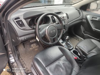 Kia Forte 2010 - Xe màu đen, giá cực tốt