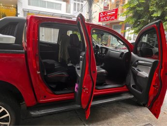 Chevrolet Colorado 2018 - Màu đỏ, xe nhập, số sàn