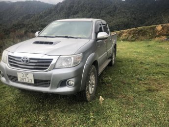 Toyota Hilux 2014 - Màu bạc số sàn, giá cực tốt