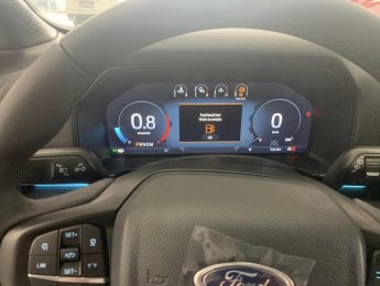 Ford Everest 2023 - xe màu đen