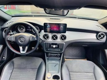 Mercedes-Benz GLA 250 2016 - Xe màu đen