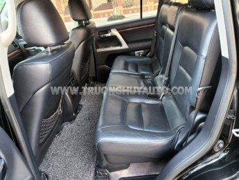 Toyota Land Cruiser 2012 - Màu đen, nhập khẩu nguyên chiếc