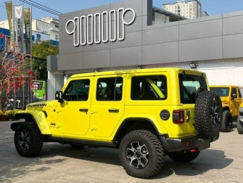 Jeep Wrangler 2023 - Màu vàng chanh độc, lạ duy nhất tại Việt Nam
