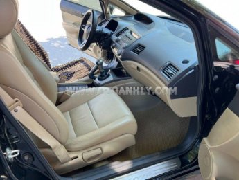 Honda Civic 2010 - Màu đen giá cạnh tranh