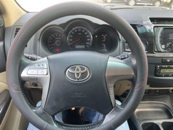Toyota Fortuner 2015 - Đăng kiểm dài