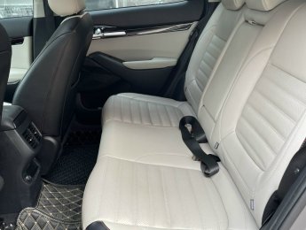 Kia Seltos 2021 - Giá cạnh tranh