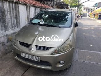 Mitsubishi Grandis 2006 - Xe màu bạc
