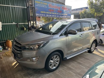 Toyota Innova 2017 - Xe màu bạc